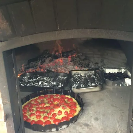 Trullo Raimondo 度假居 *